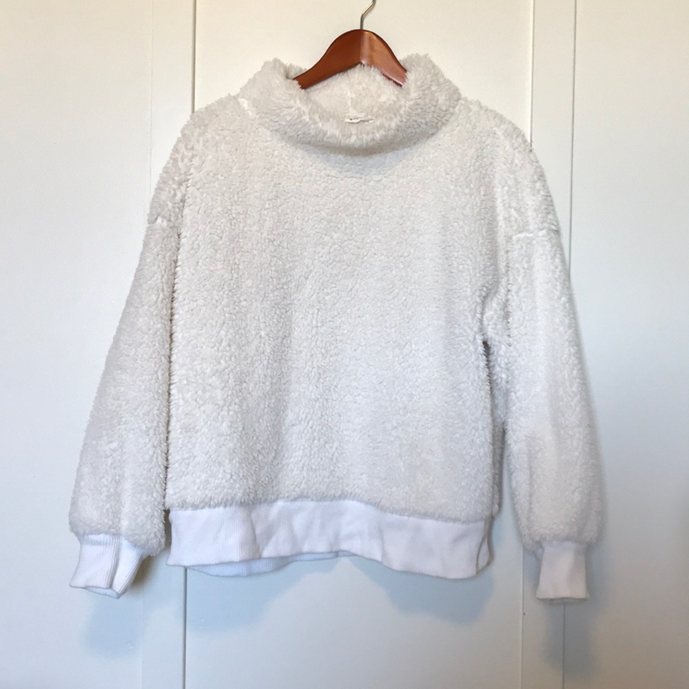 Fluffy GAP sweater